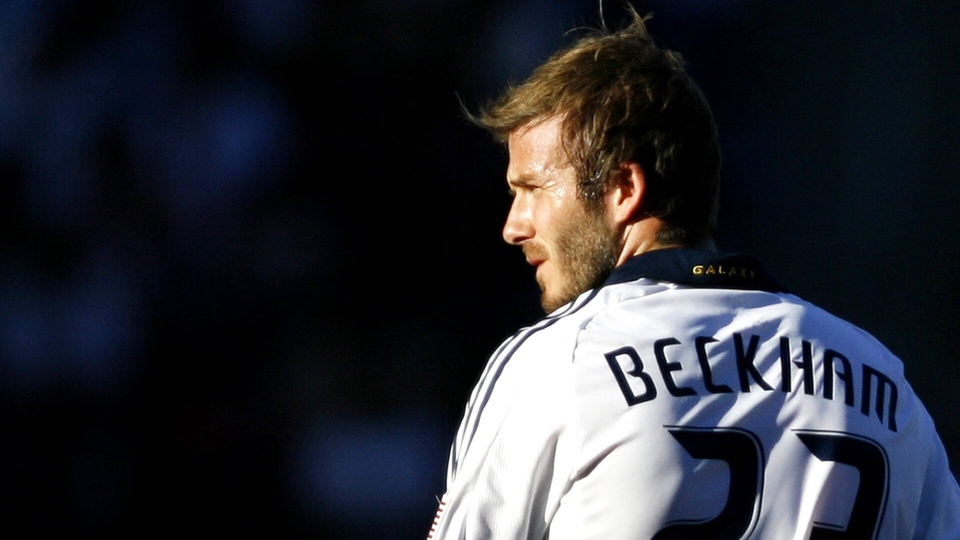 意甲激情四溢:攻防精彩瞬间不断涌现,意甲情怀